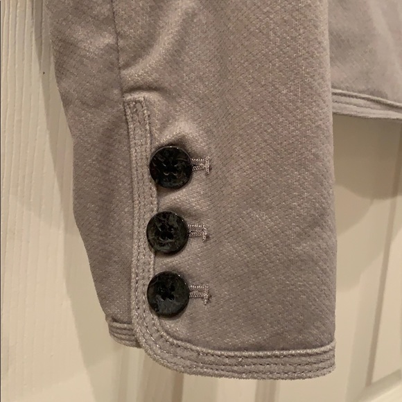 Jacket - Picture 4 of 10